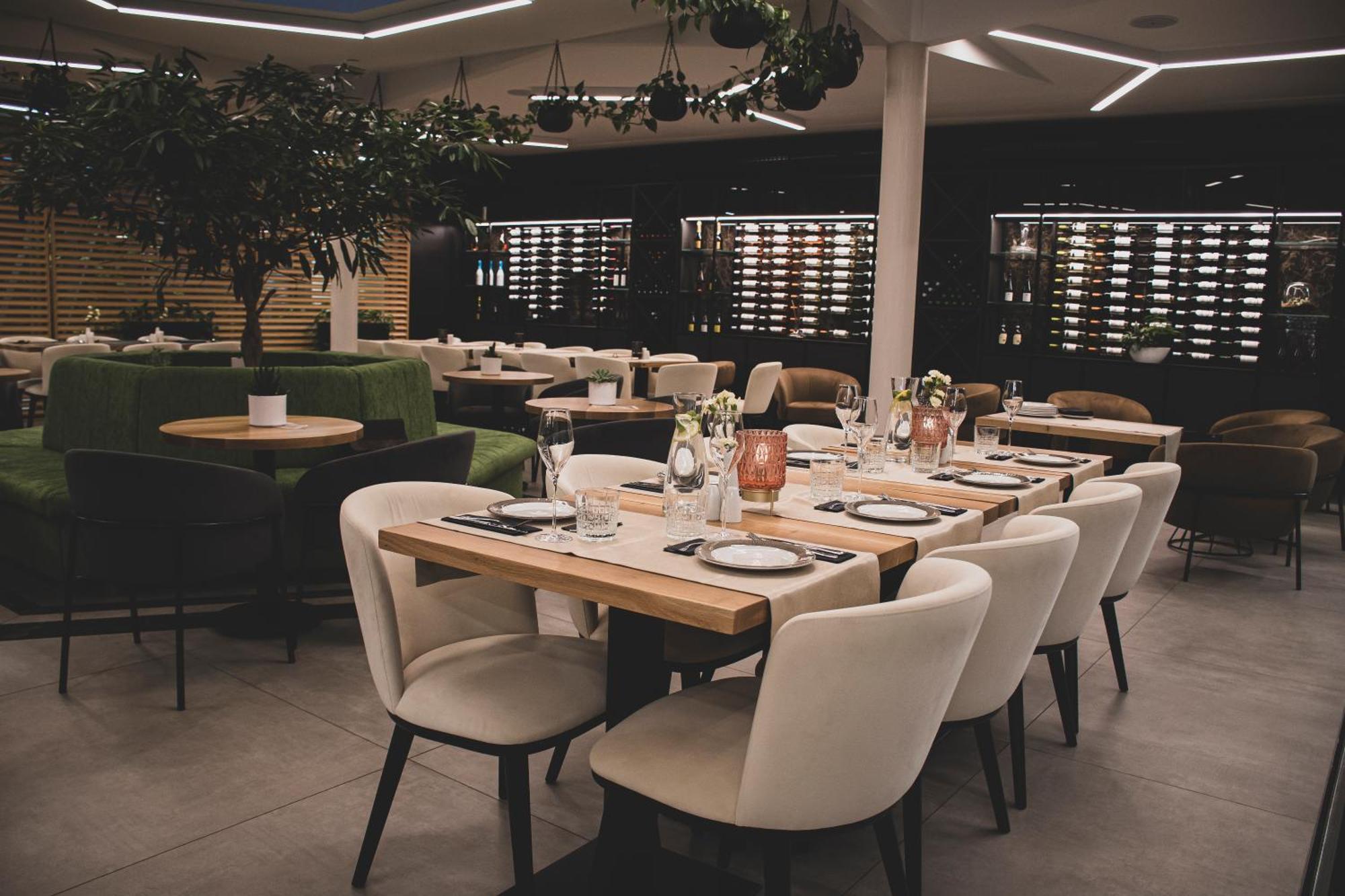 Rm Hotel Wellness & Congress Prievidza Esterno foto